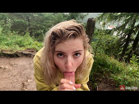 ❤️ Nighean a’ slugadh cum às deidh blowjob poblach - Eva Elfi Porno aig porn gd.sexflashgame.ru ☑